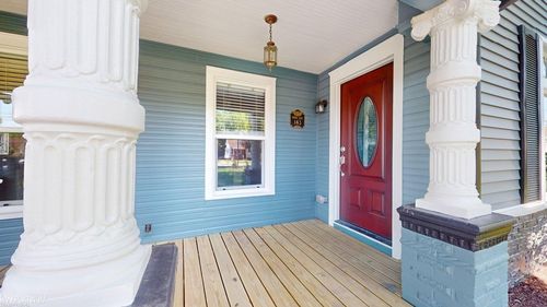 143 N Rose St, Mount Clemens, MI, 48043-1501 | Card Image