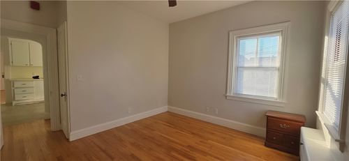 2a-765 Park Ave, Cranston, RI, 02910-2152 | Card Image