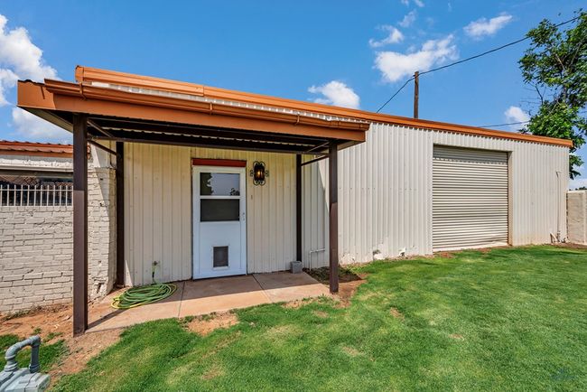 1510 W School, House other with 4 bedrooms, 3 bathrooms and 4 parking in Stanton TX | Image 38