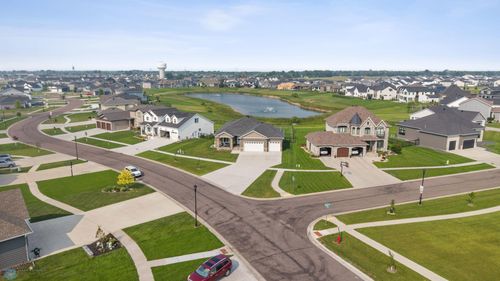 6884 21st St S, Fargo, ND, 58104-6884 | Card Image