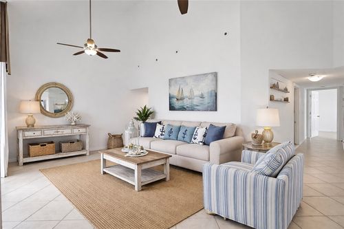 17-5-1915 Westminster Cir, Vero Beach, FL, 32966-8081 | Card Image