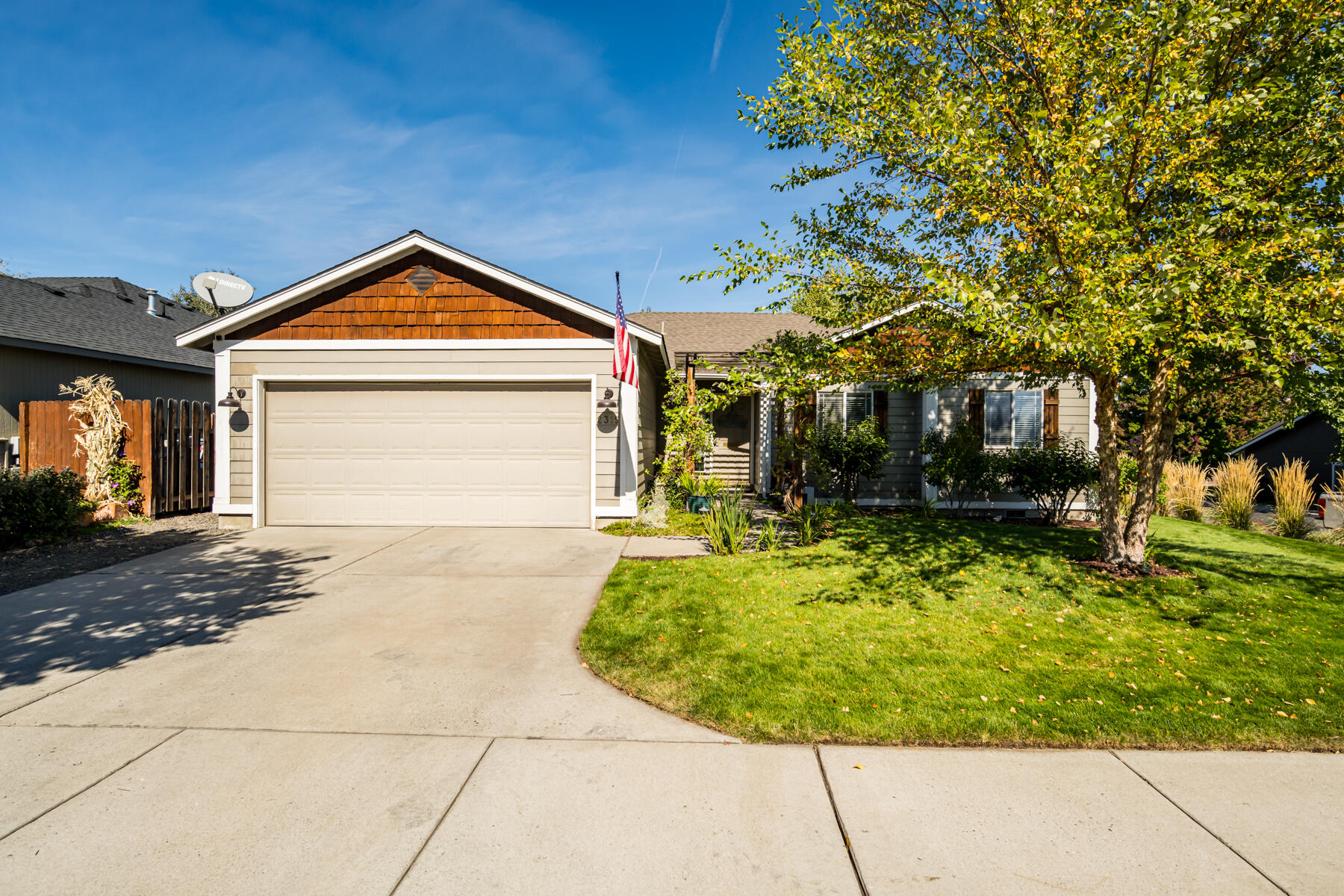 Cedar Ave, Redmond, OR 97756