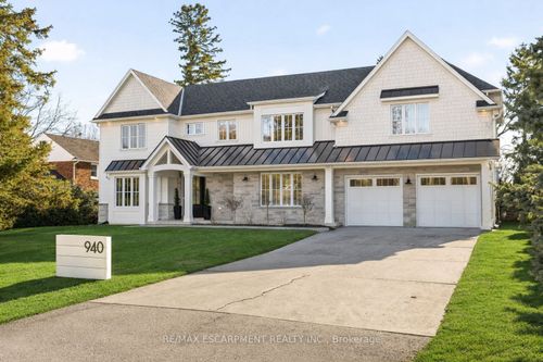 940 Gorton Ave, Burlington, ON, L7T1S5 | Card Image