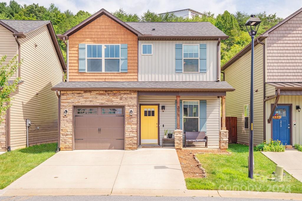 Cardwell Ln, Fletcher, NC 28732