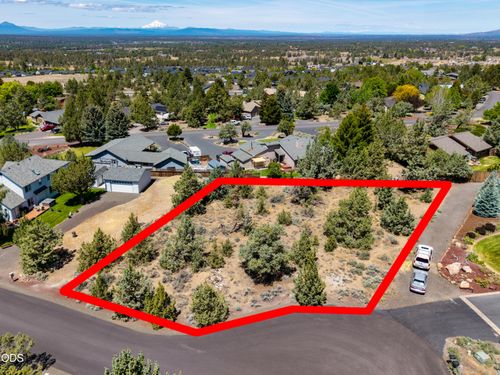 4047 Sw Wickiup Court, Redmond, OR, 97756 | Card Image