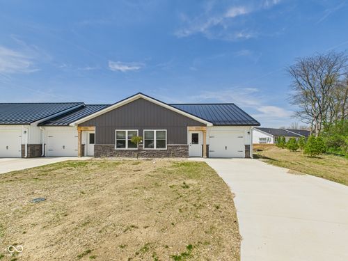 9904 W Bison Drive, Yorktown, IN, 47396 | Card Image