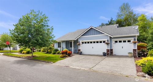 927 Clearwater Ct, Mount Vernon, WA, 98273-9440 | Card Image