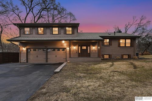 9967 Florence Heights Blvd, Omaha, NE, 68112-1371 | Card Image
