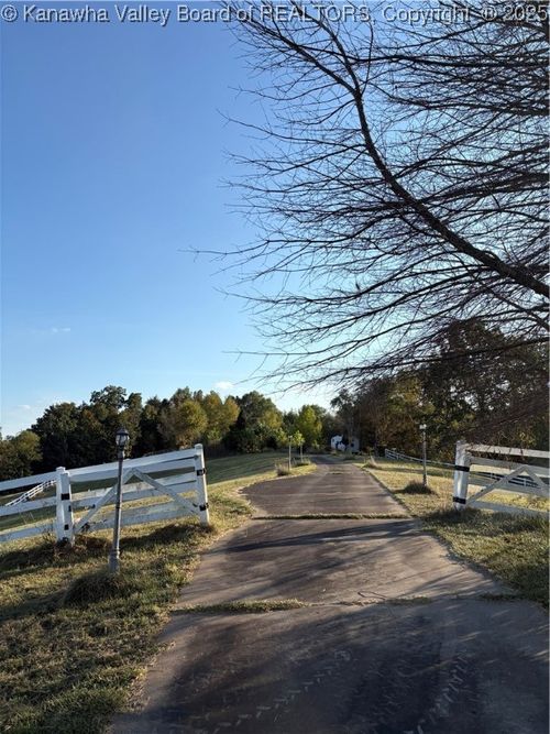 625 Otterbein Ln, Evans, WV, 25241 | Card Image