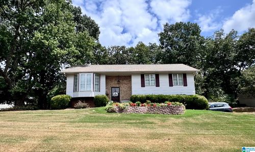 1717 Gardenridge Rd, GARDENDALE, AL, 35071-2320 | Card Image