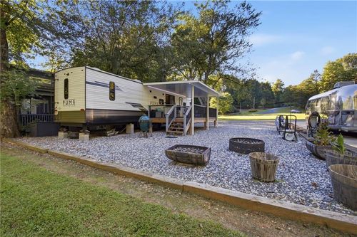 216 Big Rock Rd, Cleveland, GA, 30528-7383 | Card Image