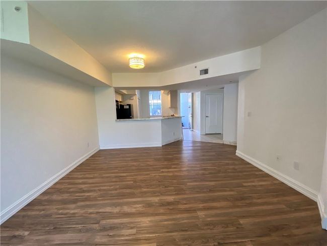 APT-1711 - 735 Sw 148 Th Ave, Condo with 2 bedrooms, 1 bathrooms and null parking in Davie FL | Image 5