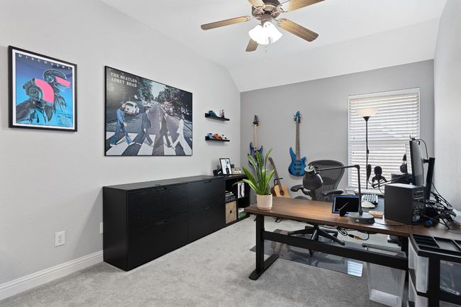 Guest Bedroom #3 | Image 32