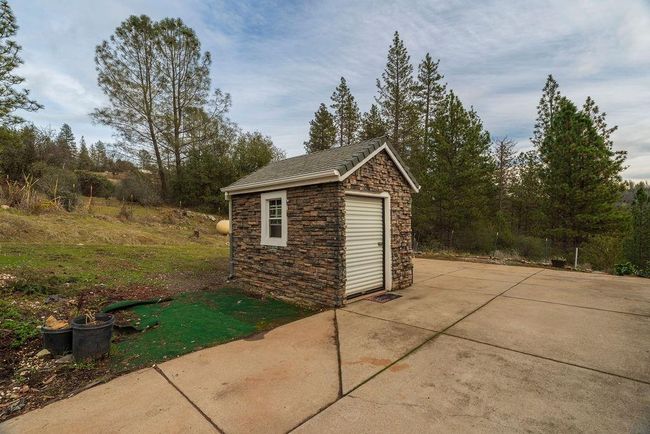 10246 Ranch Rd, House other with 4 bedrooms, 3 bathrooms and null parking in Rough And Ready CA | Image 59