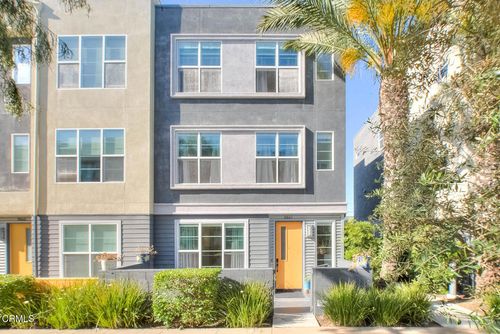 2041 W Place Dr, Costa Mesa, CA, 92627-3482 | Card Image