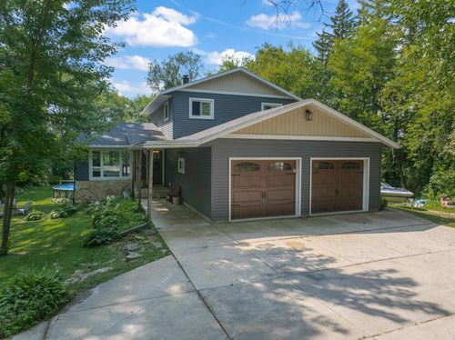 6813 Woodbine Ct Se, Rochester, MN, 55904-8445 | Card Image