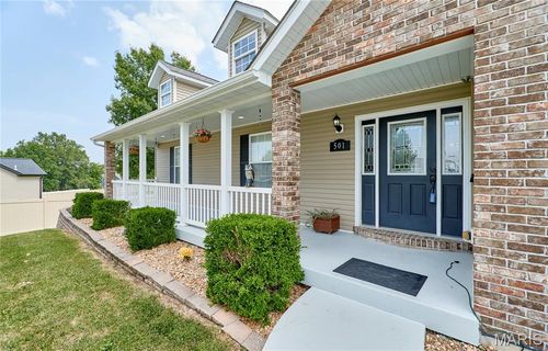 501 Oakbluff Ct, Troy, MO, 63379-2046 | Card Image