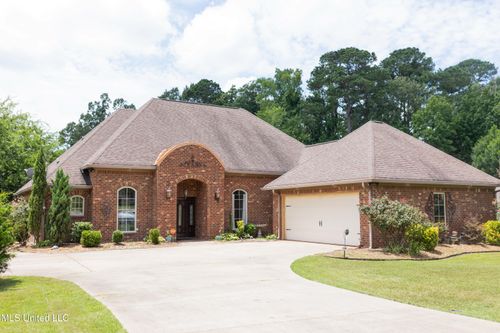 103 Bainbridge Bnd, Canton, MS, 39046-6008 | Card Image