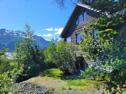 76 River Rd, Haines, AK, 99827 | Card Image