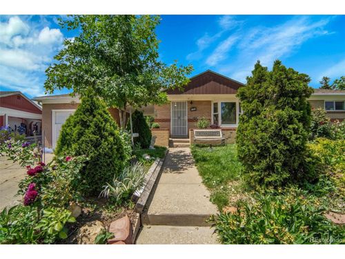 7101 Alan Dr, Denver, CO, 80221-2526 | Card Image