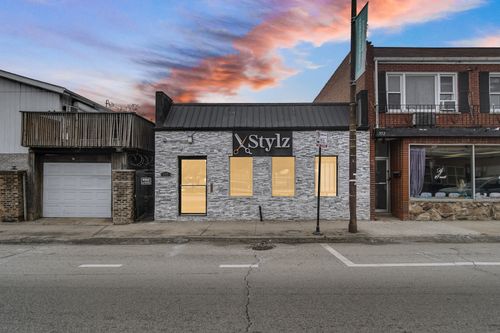 350 E 87th St, Chicago, IL, 60619-6054 | Card Image