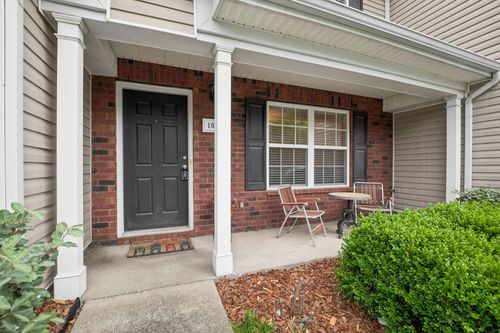 107 Oak Valley Circle, Smyrna, TN, 37167 | Card Image