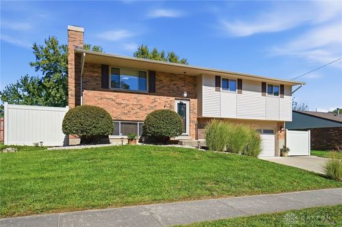 421 Greenport Drive, West Carrollton, OH, 45449 | Card Image