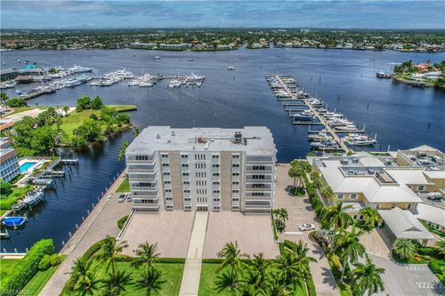 7a-1325 7th St S, Naples, FL, 34102 | Card Image