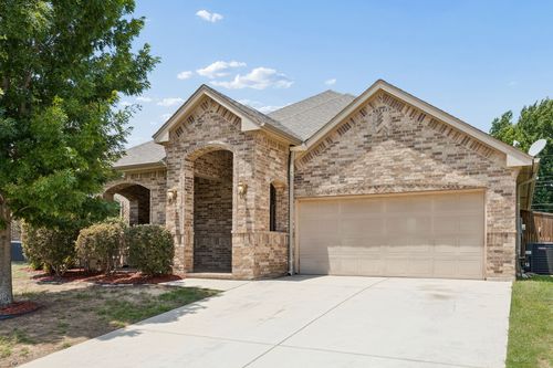 425 Corriente Trl, Azle, TX, 76020-3642 | Card Image