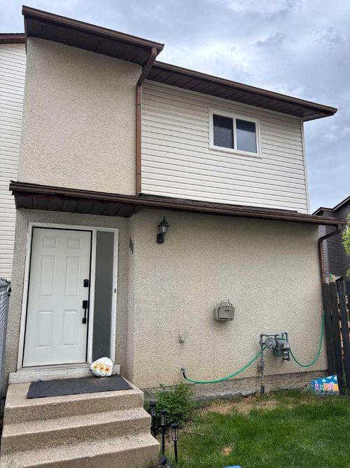 111 Columbia Pl W, Lethbridge, AB, T1K5A8 | Card Image
