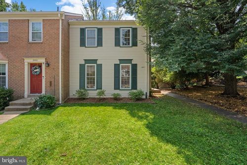 3901 Bradwater St, FAIRFAX, VA, 22031-3708 | Card Image
