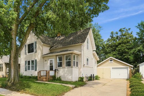 422 10th Ave Se, Rochester, MN, 55904-4864 | Card Image