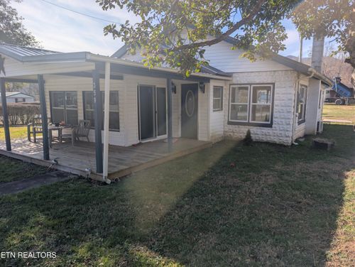 359 Beans Fork Rd, Middlesboro, KY, 40965-9413 | Card Image