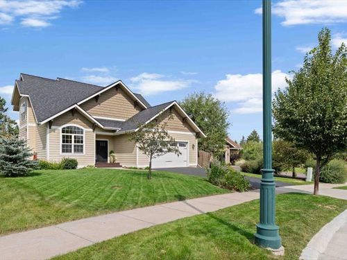 255 Vista Dr, Whitefish, MT, 59937-7857 | Card Image