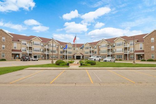 6823 Parkside Cir, Deforest, WI, 53532-2511 | Card Image
