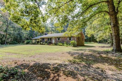 4201 New Kent Highway, House other with 3 bedrooms, 2 bathrooms and null parking in Quinton VA | Image 3