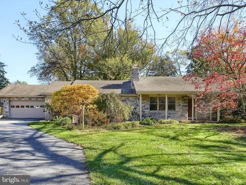 211 Frederick St, HIGHSPIRE, PA, 17034-1303 | Card Image