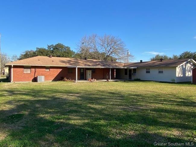 1901 Linda Dr, House other with 3 bedrooms, 2 bathrooms and null parking in Westlake LA | Image 15
