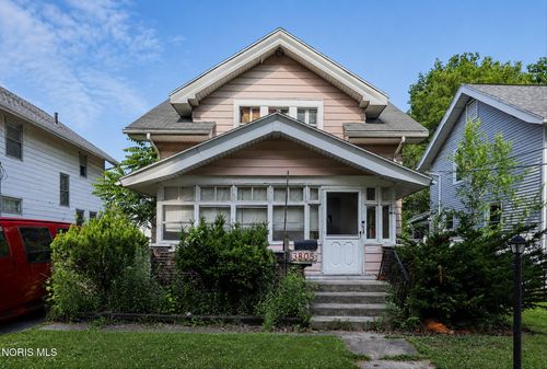 3805 Lockwood Ave, Toledo, OH, 43612-1210 | Card Image