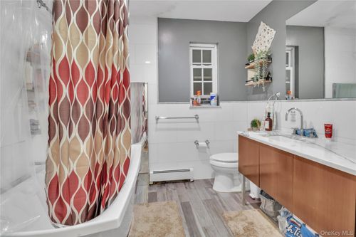 5222 Van Loon Street, New York, NY, 11373 | Card Image