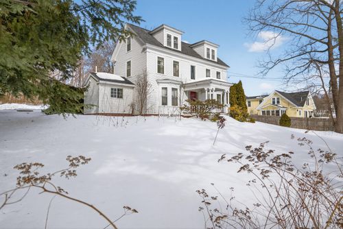 4 Trefethen Avenue, Kittery, ME, 03904 | Card Image