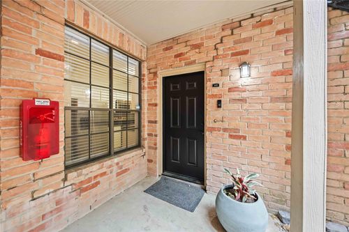 apt-105-2255 Braeswood Park Dr, Houston, TX, 77030-4437 | Card Image