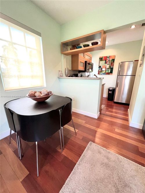 apt-11-815 Euclid Ave, Miami Beach, FL, 33139-5768 | Card Image