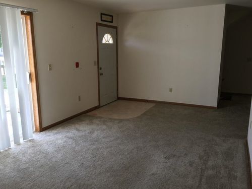 1924 Fox Run, Mount Horeb, WI, 53572-3407 | Card Image