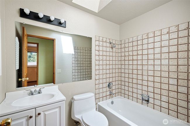 10122 50 Th Pl W, House other with 4 bedrooms, 3 bathrooms and 2 parking in Mukilteo WA | Image 18