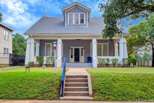 202 Battery Ave, Emporia, VA, 23847-2004 | Card Image