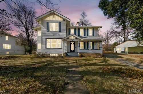 11 Miller Pl, Saint Louis, MO, 63135-2341 | Card Image