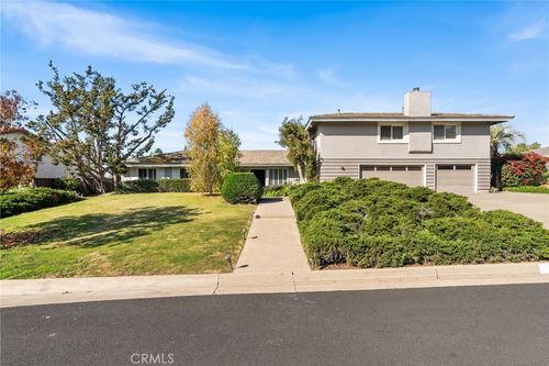 11701 Heathcliff Dr, North Tustin, CA, 92705-3022 | Card Image