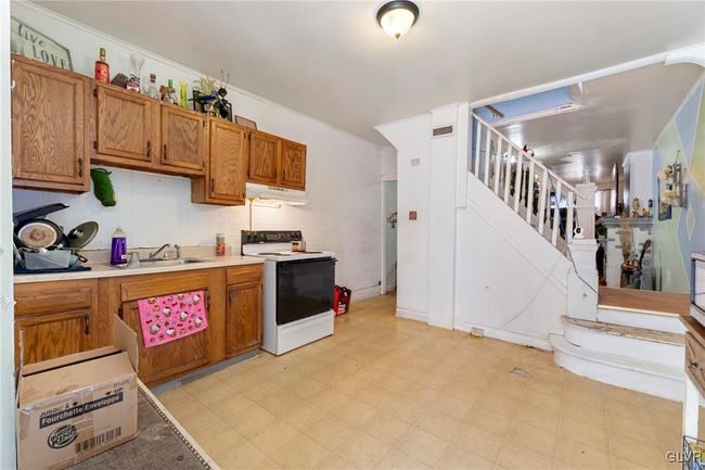 1208 W Union St, Townhouse with 4 bedrooms, 2 bathrooms and null parking in Allentown PA | Image 5
