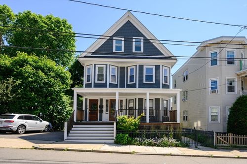 58-56 Carruth St, Boston, MA, 02124-4925 | Card Image